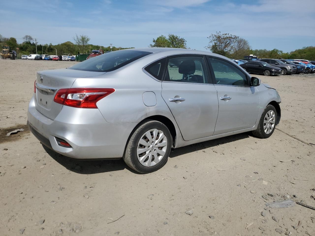 3N1AB7AP8JY225165 2018 Nissan Sentra S