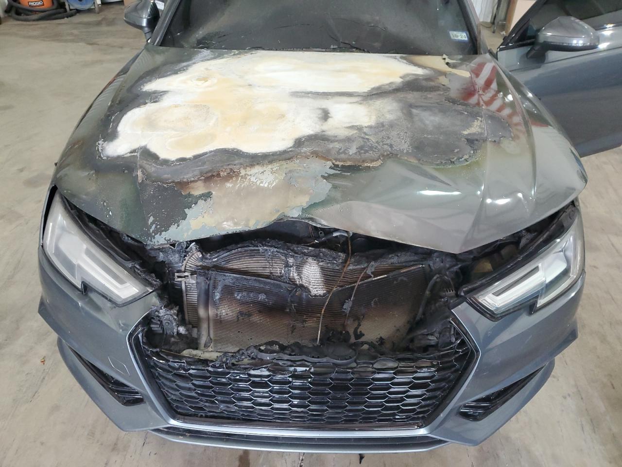 WAULNAF40HN008822 2017 Audi A4 Premium Plus