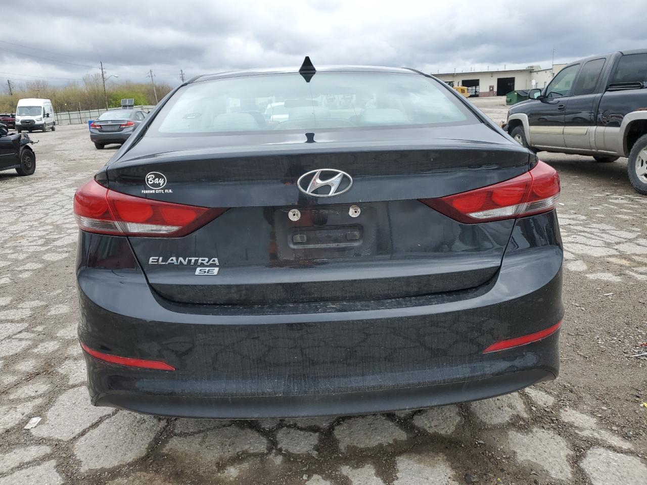 5NPD74LFXHH145081 2017 Hyundai Elantra Se