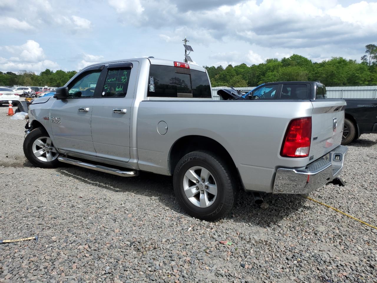 1C6RR6GT7HS590267 2017 Ram 1500 Slt