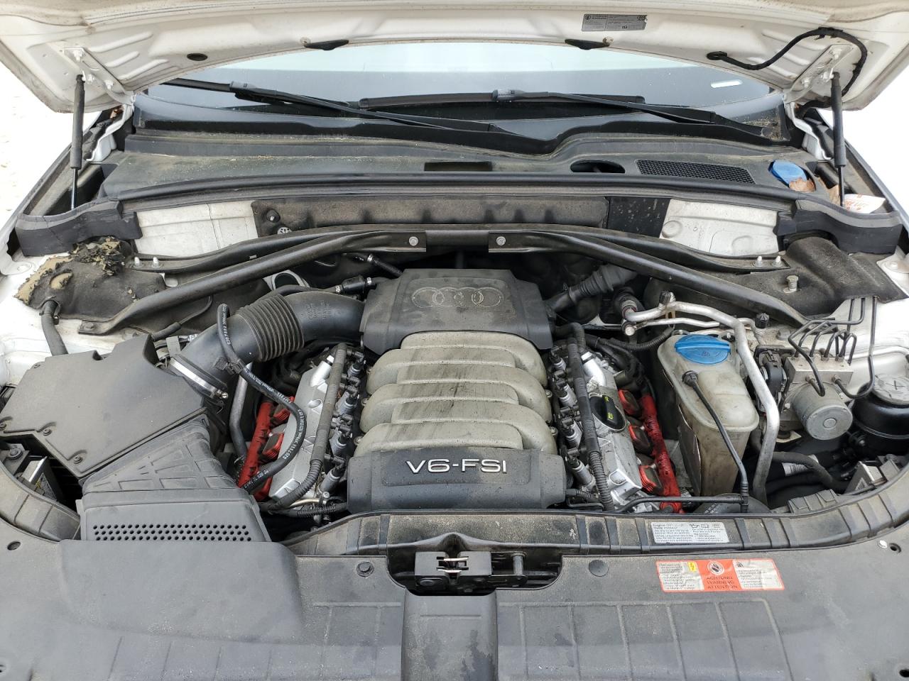 WA1VKAFP7AA031875 2010 Audi Q5 Prestige