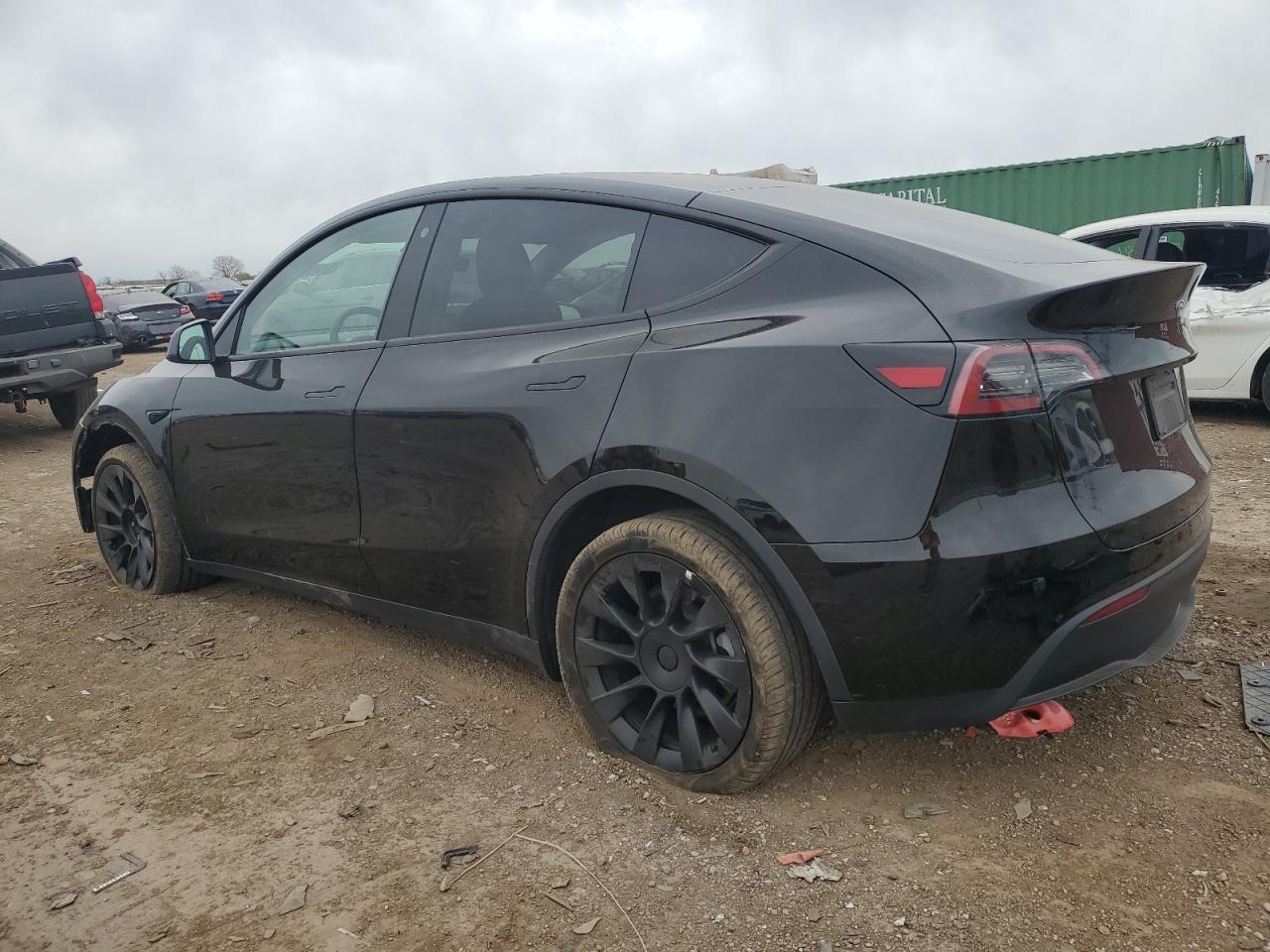 7SAYGDEE0PF696688 2023 Tesla Model Y