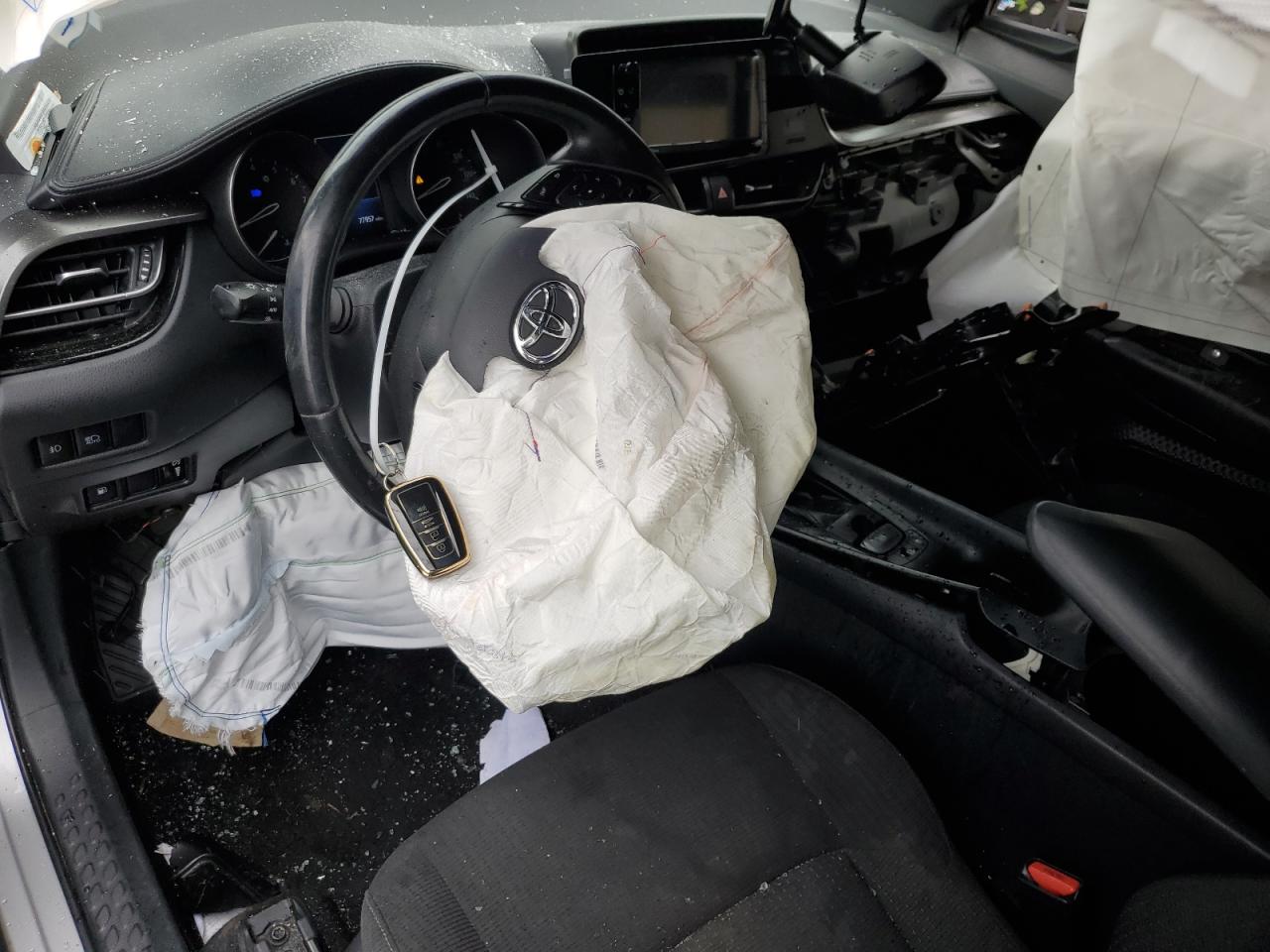 NMTKHMBX1JR057100 2018 Toyota C-Hr Xle