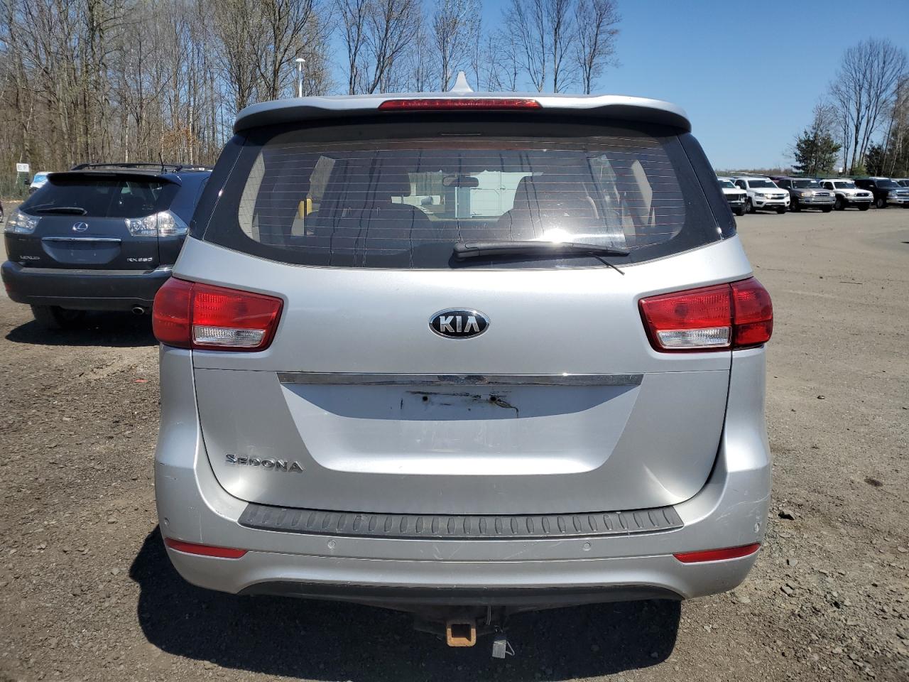 KNDMA5C15F6020749 2015 Kia Sedona L