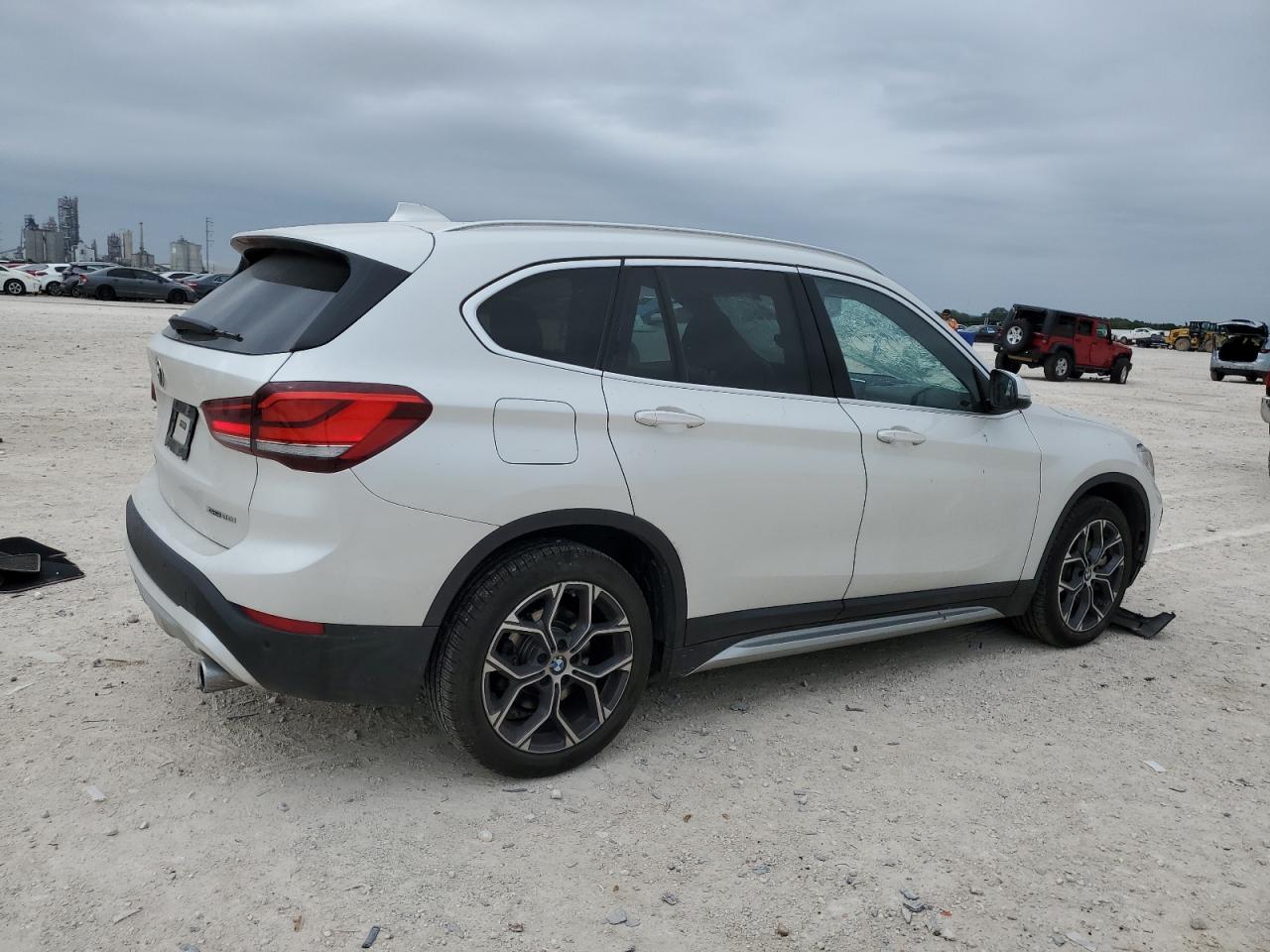 WBXJG9C08M5T22039 2021 BMW X1 xDrive28I