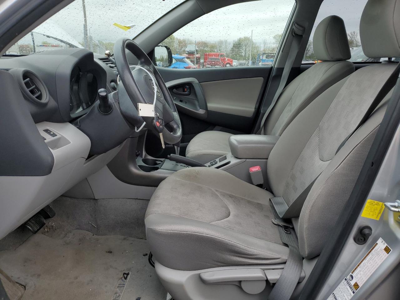 JTMBK4DVXBD018632 2011 Toyota Rav4