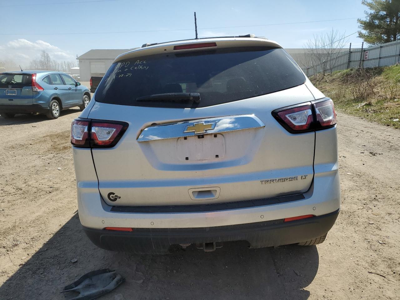 1GNKRHKD7FJ313344 2015 Chevrolet Traverse Lt