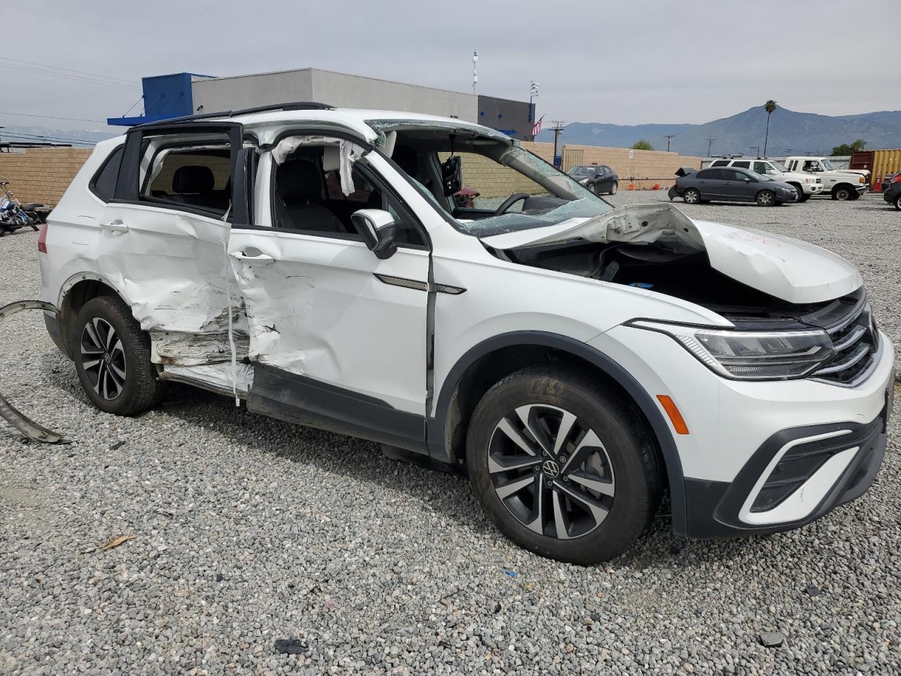 3VV1B7AX4NM013665 2022 Volkswagen Tiguan S