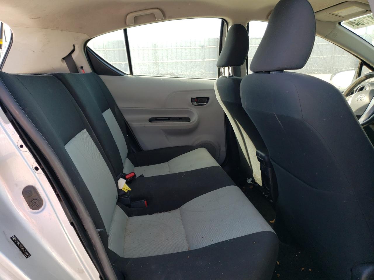 JTDKDTB3XD1545967 2013 Toyota Prius C