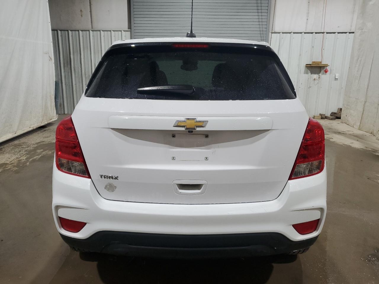 3GNCJKSB0KL200524 2019 Chevrolet Trax Ls