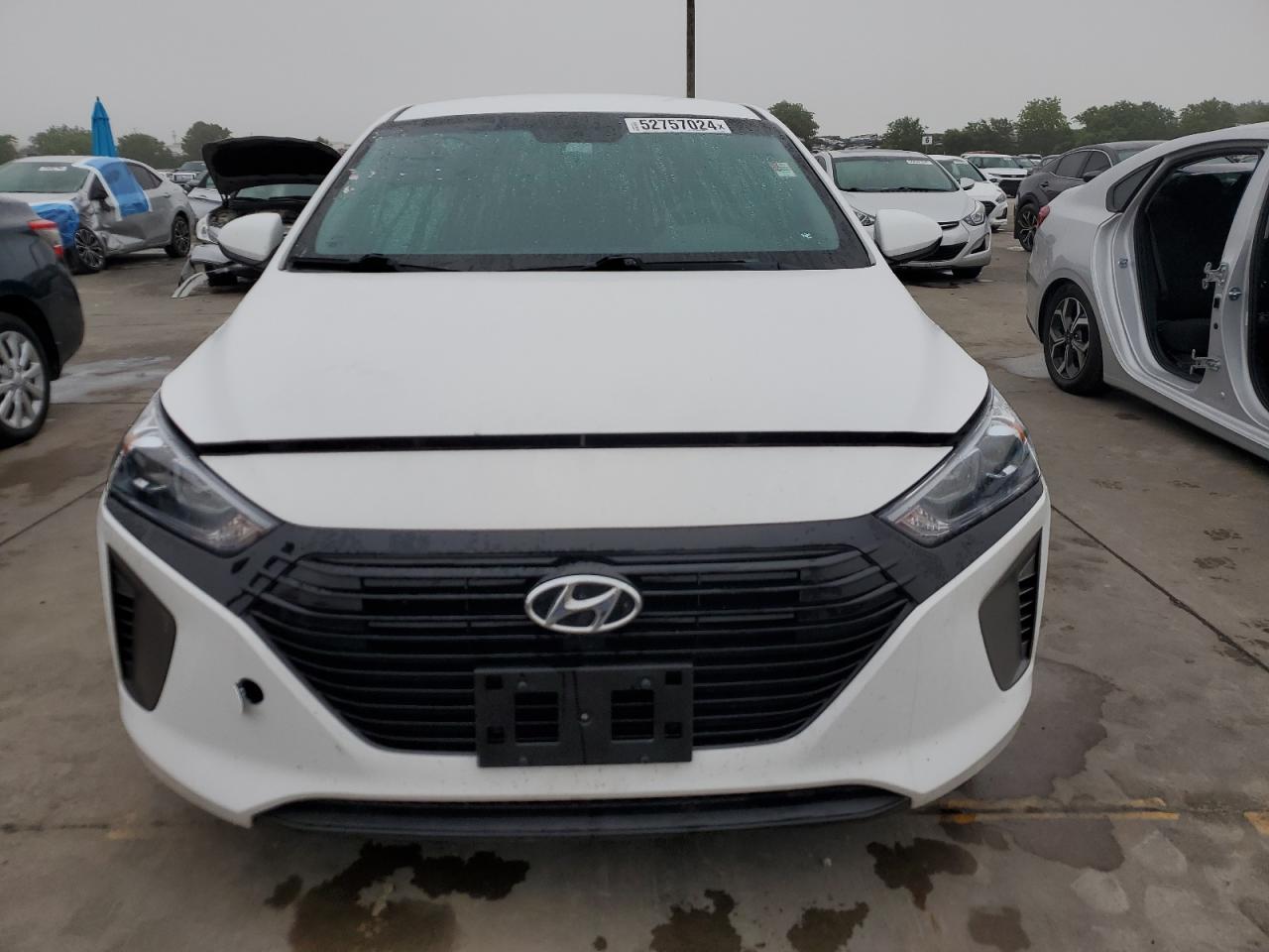 2017 Hyundai Ioniq Blue vin: KMHC65LC8HU034525