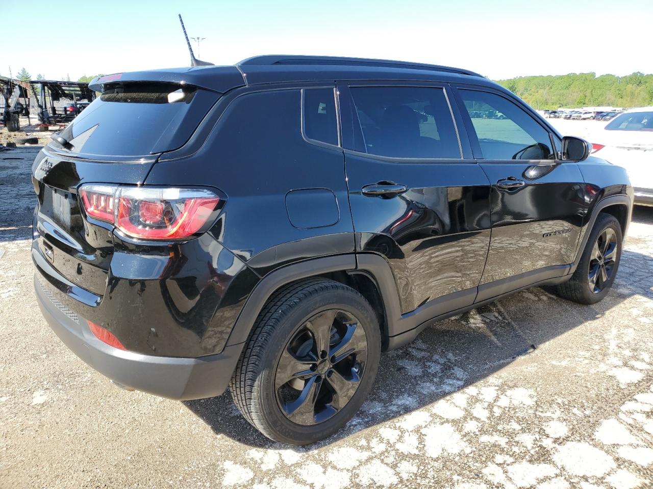 3C4NJCBBXKT736713 2019 Jeep Compass Latitude