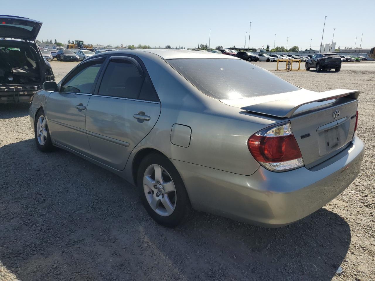 4T1BE30K45U995536 2005 Toyota Camry Le