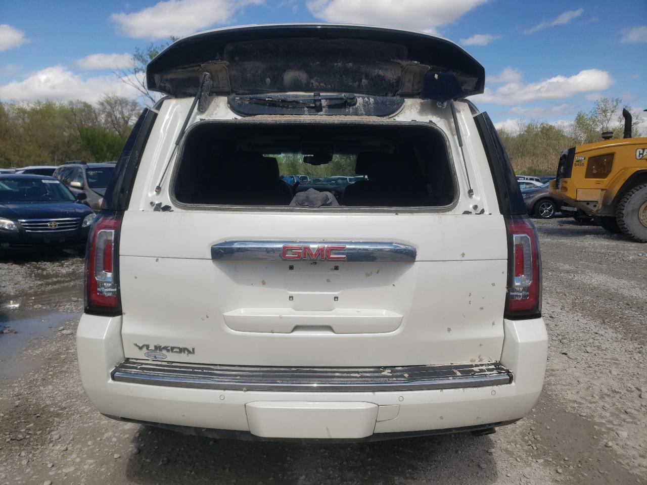 1GKS2CKJ8FR308522 2015 GMC Yukon Denali