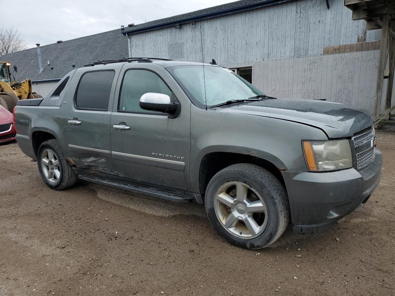 3GNTKGE30BG115772 2011 Chevrolet Avalanche Ltz