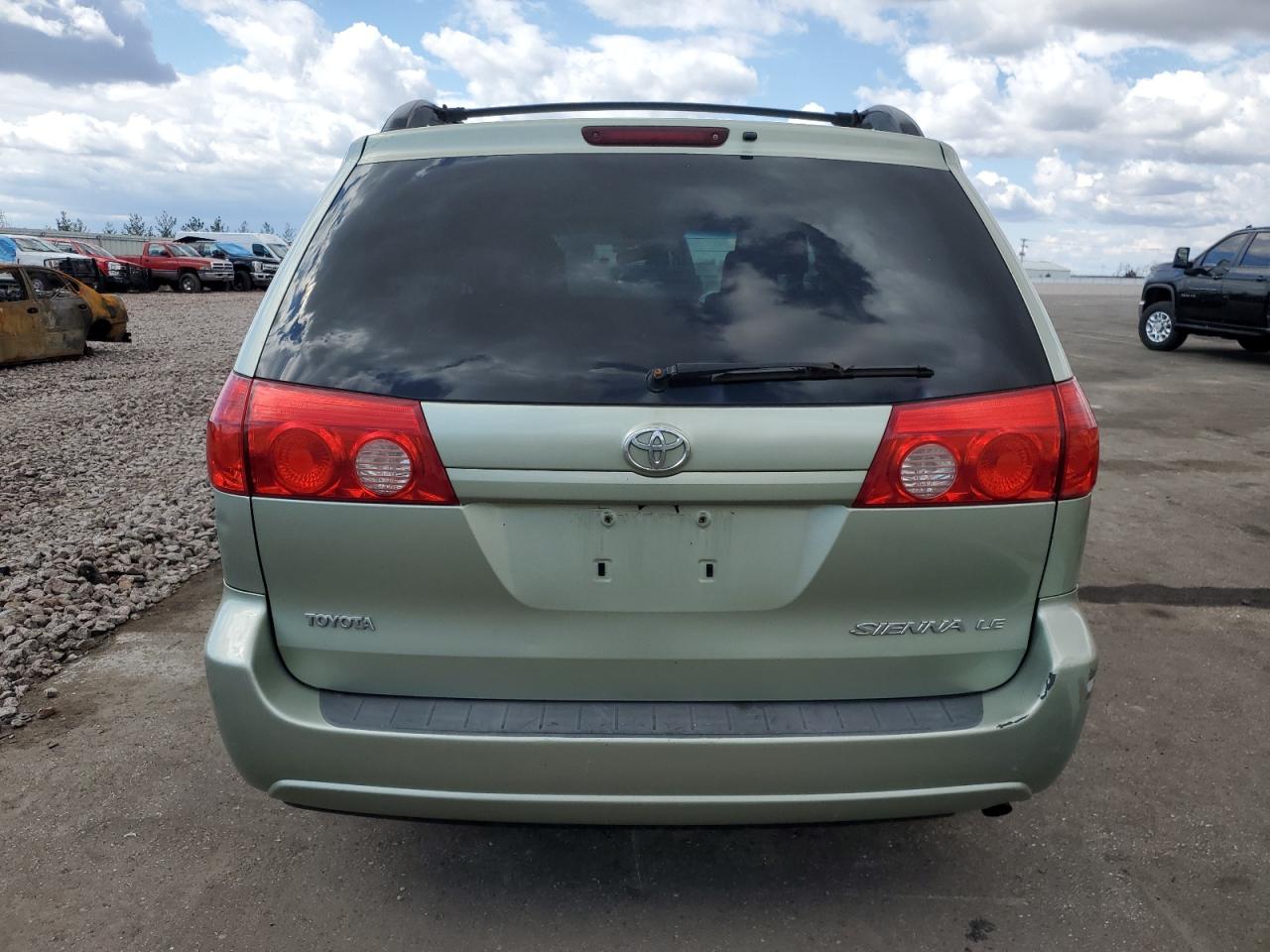 5TDKK4CC5AS329534 2010 Toyota Sienna Ce