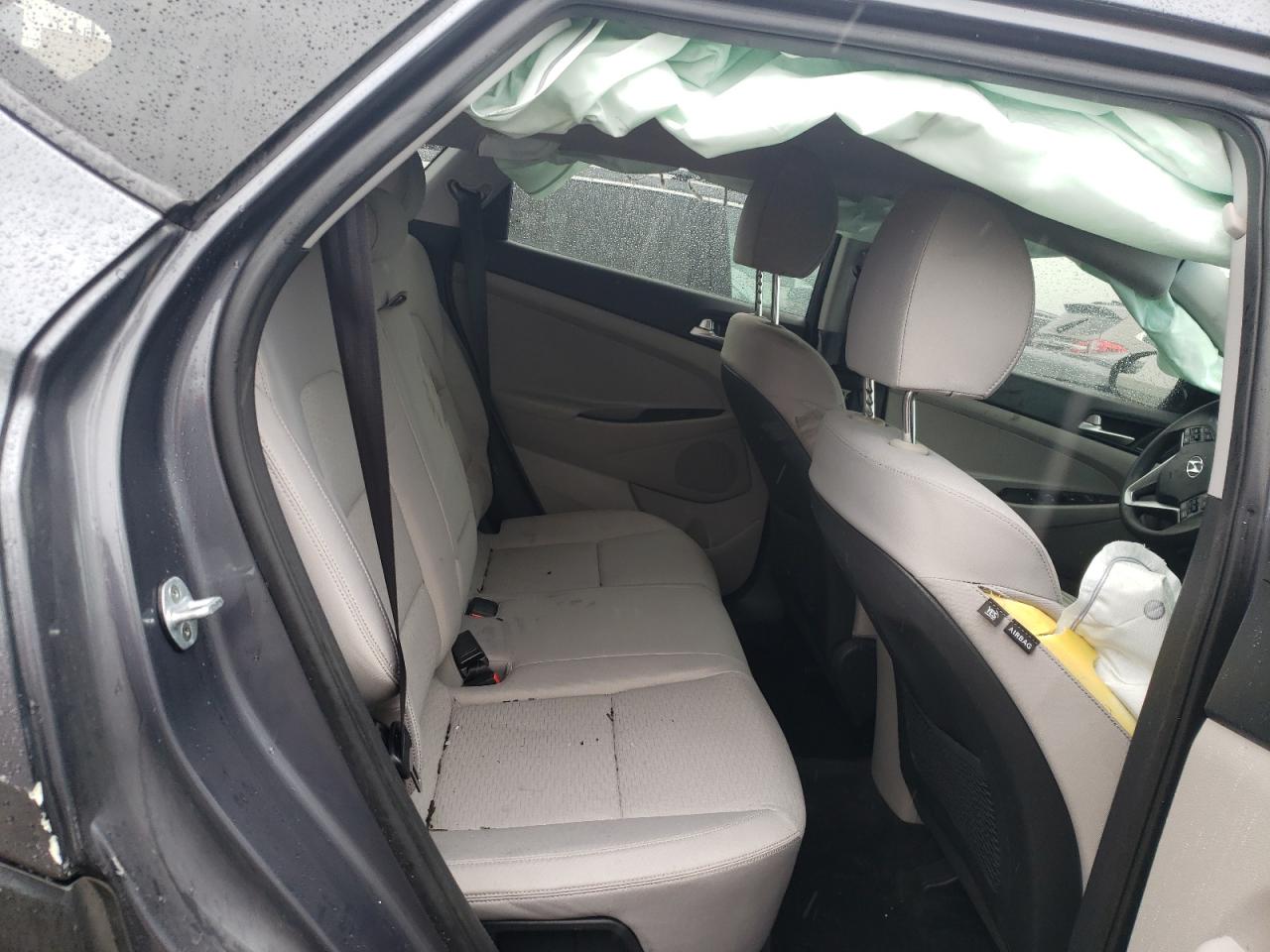 KM8J2CA42KU988097 2019 Hyundai Tucson Se