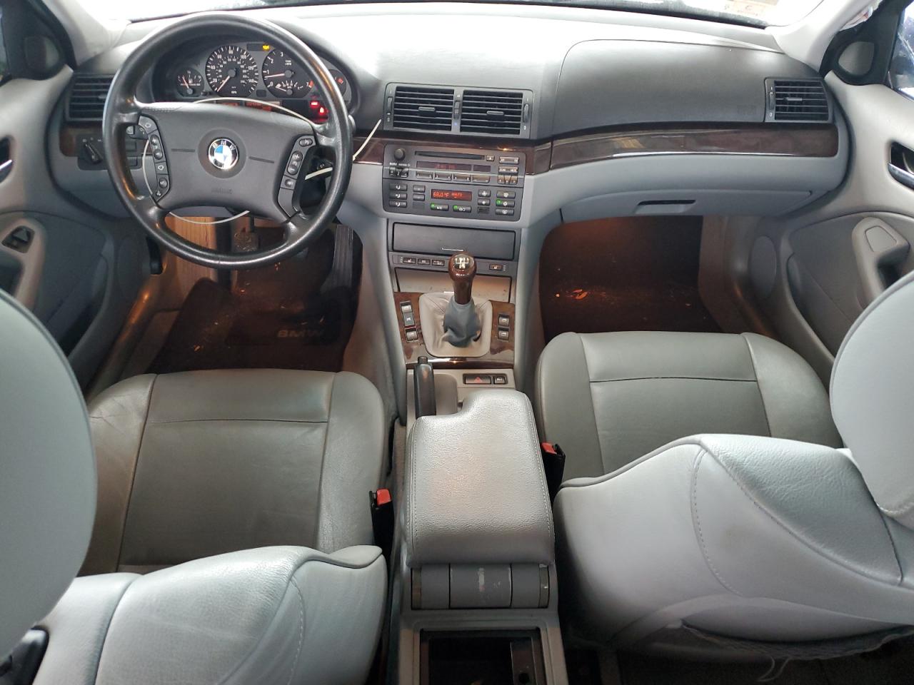 WBAEU33414PF60777 2004 BMW 325 Xi