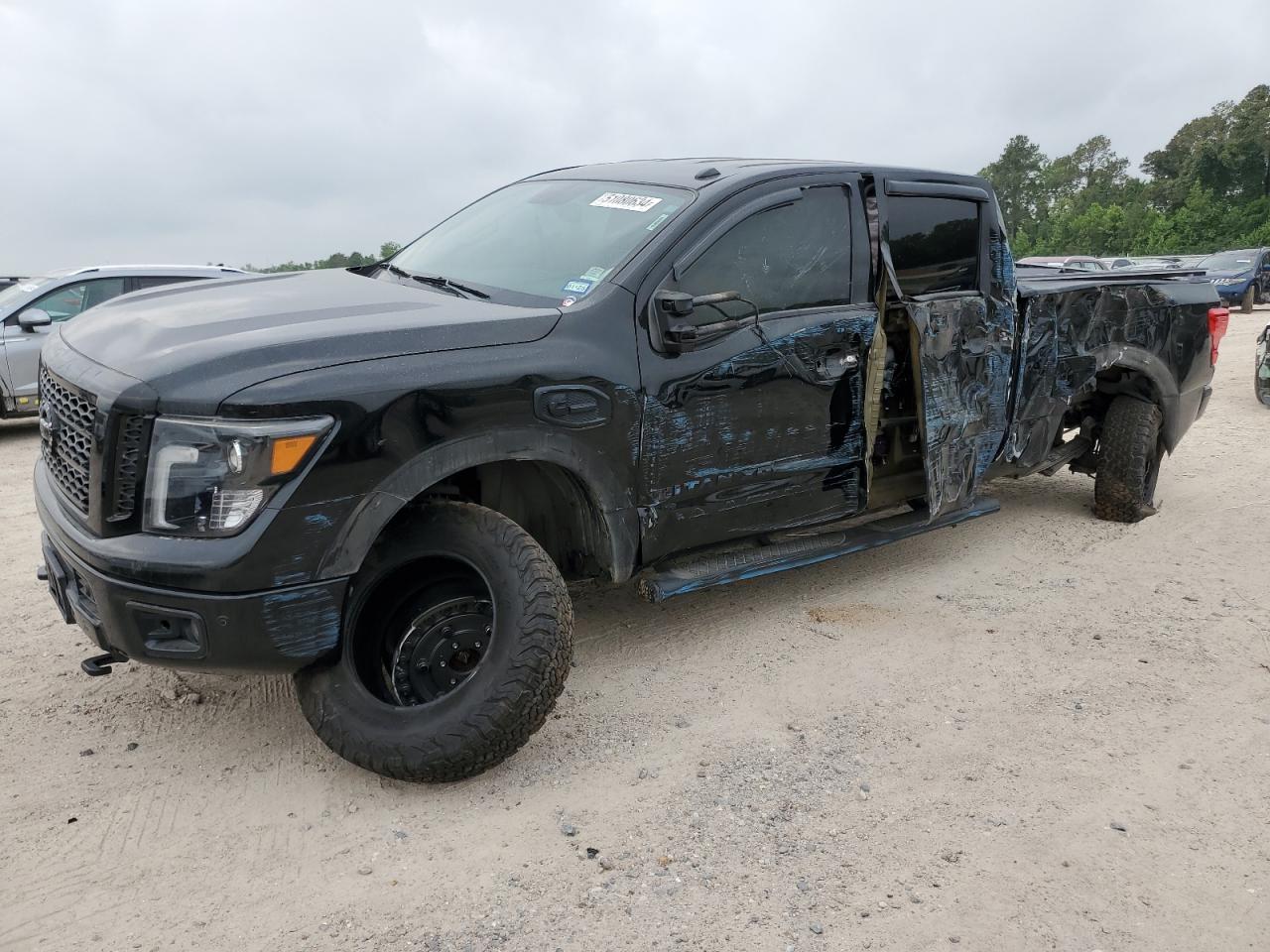 1N6BA1F48JN522866 2018 Nissan Titan Xd Sl