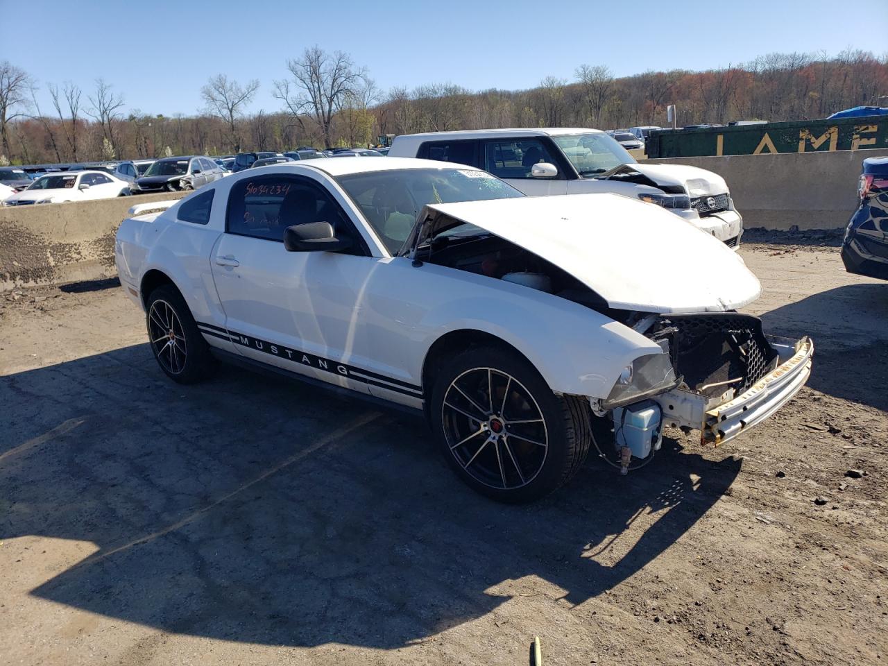 1ZVFT80N555208572 2005 Ford Mustang