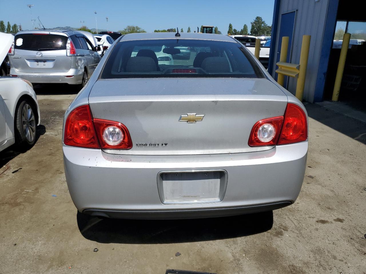 1G1ZC5E18BF380209 2011 Chevrolet Malibu 1Lt