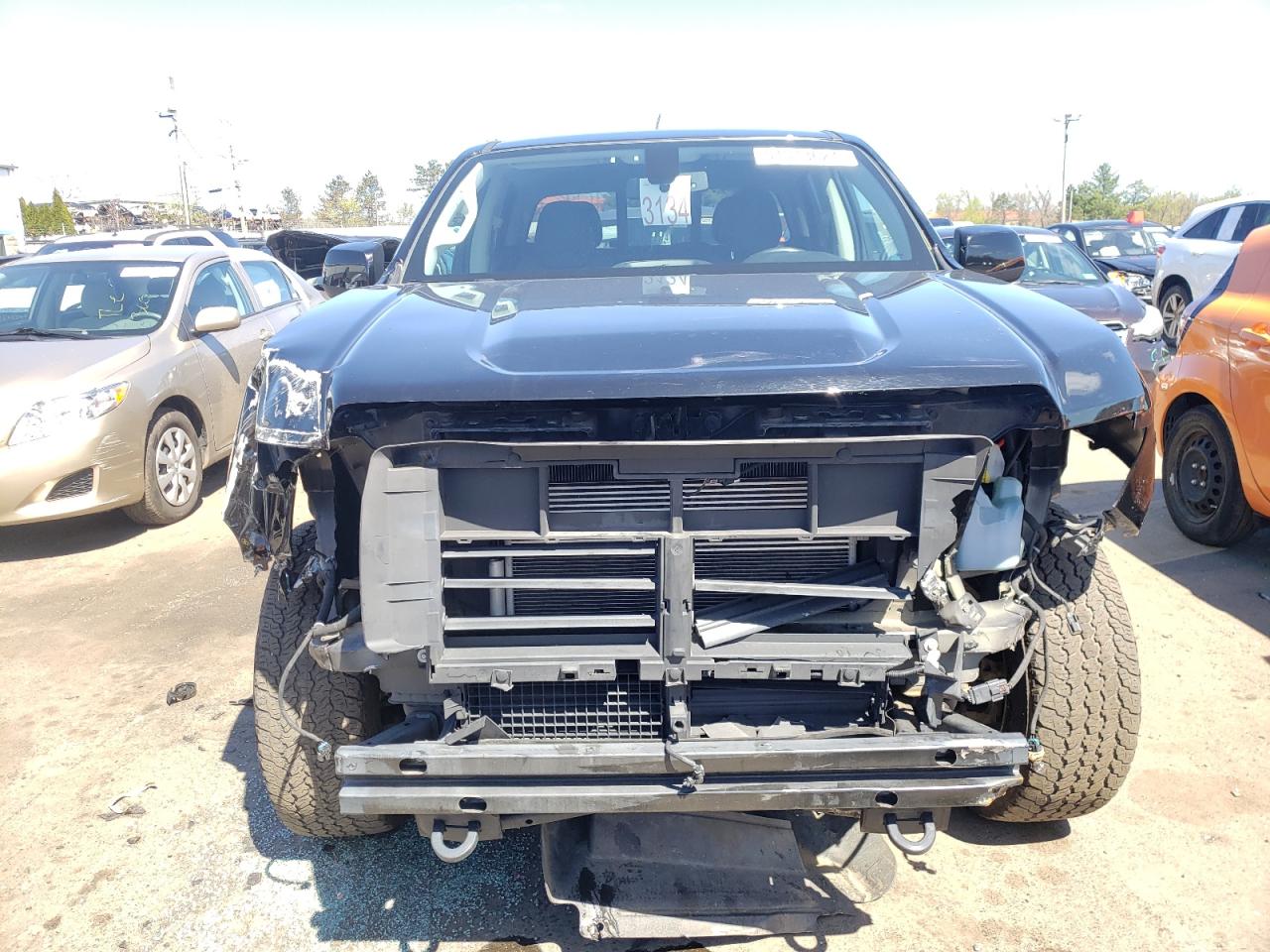 1GTG6CE34G1115741 2016 GMC Canyon Sle