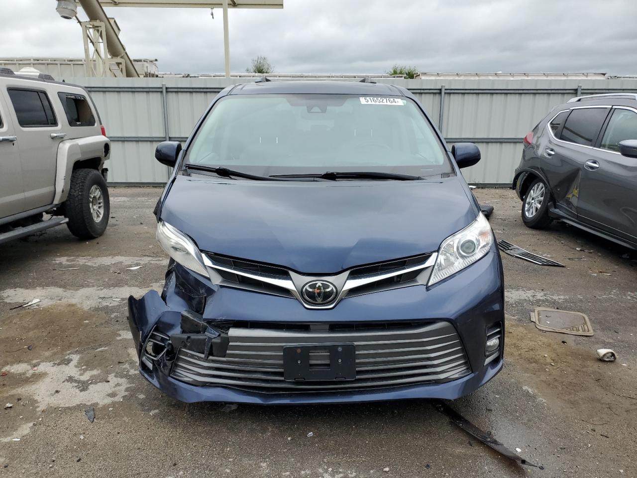 2020 Toyota Sienna Xle vin: 5TDYZ3DC4LS026455