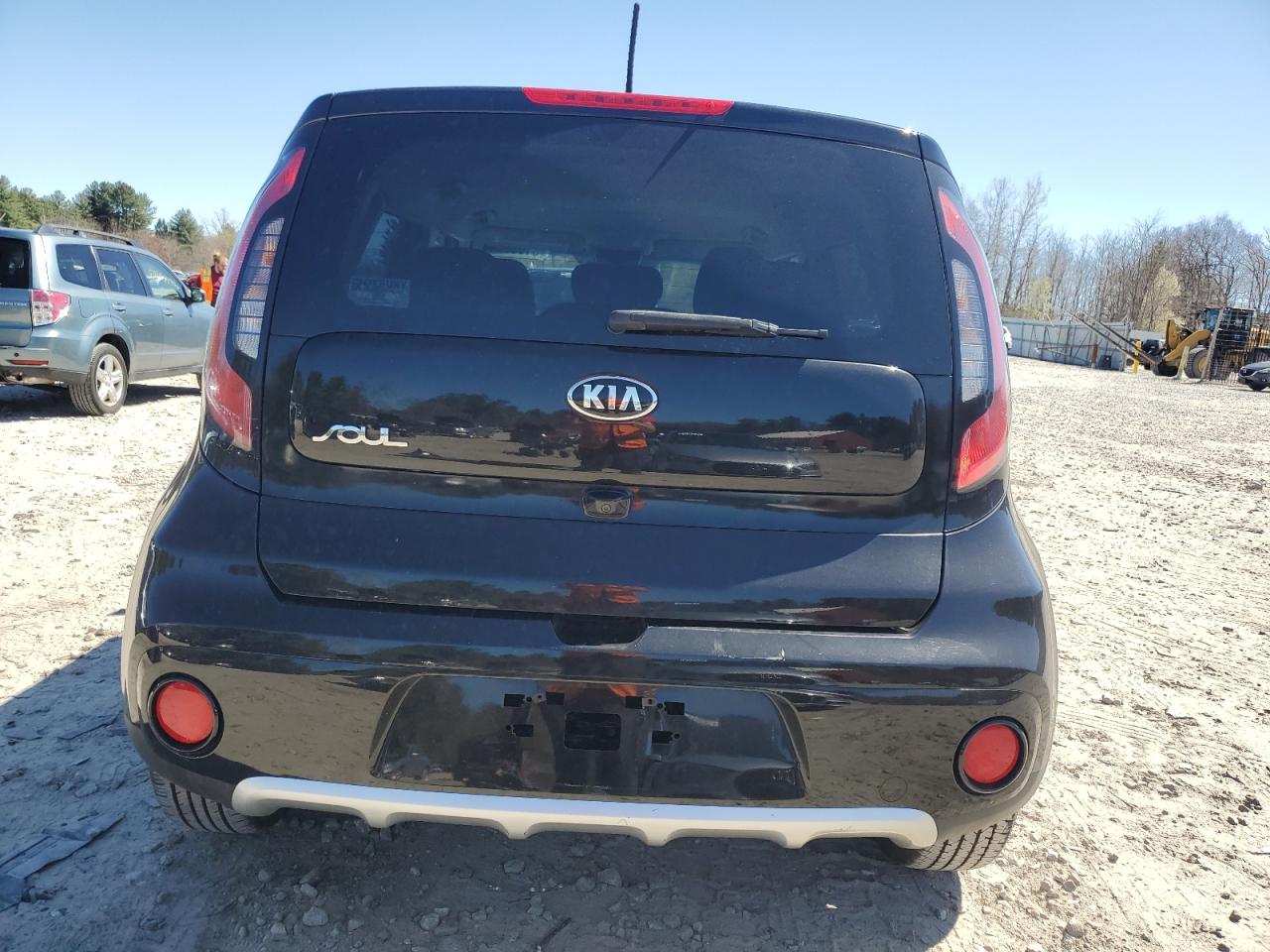 KNDJP3A54H7444593 2017 Kia Soul +