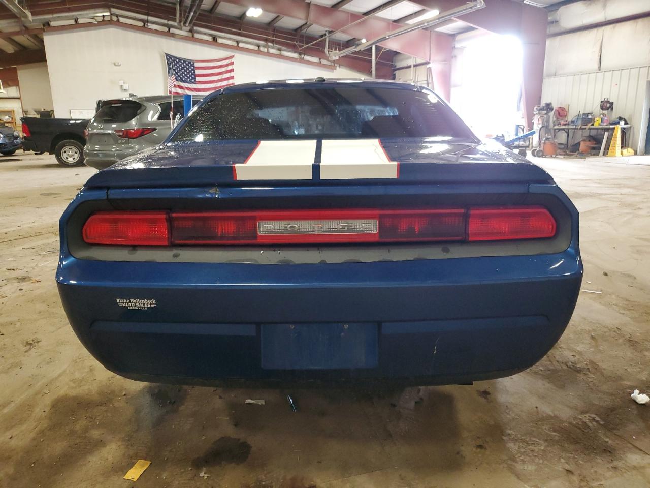 2B3CJ4DV4AH220246 2010 Dodge Challenger Se