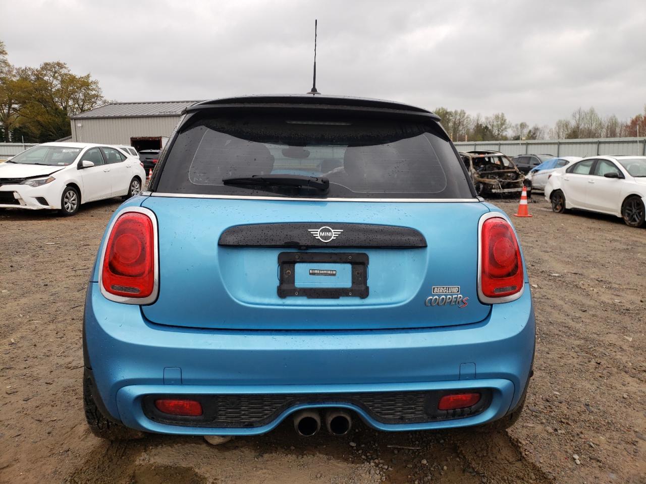 2019 Mini Cooper S vin: WMWXP7C55K2A51706