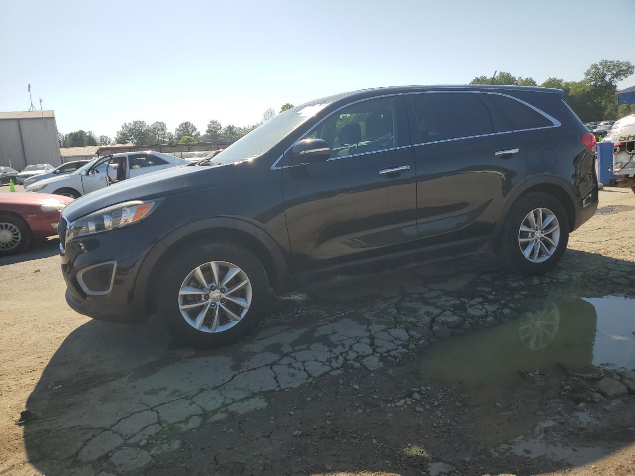 2017 Kia Sorento Lx vin: 5XYPG4A32HG205383