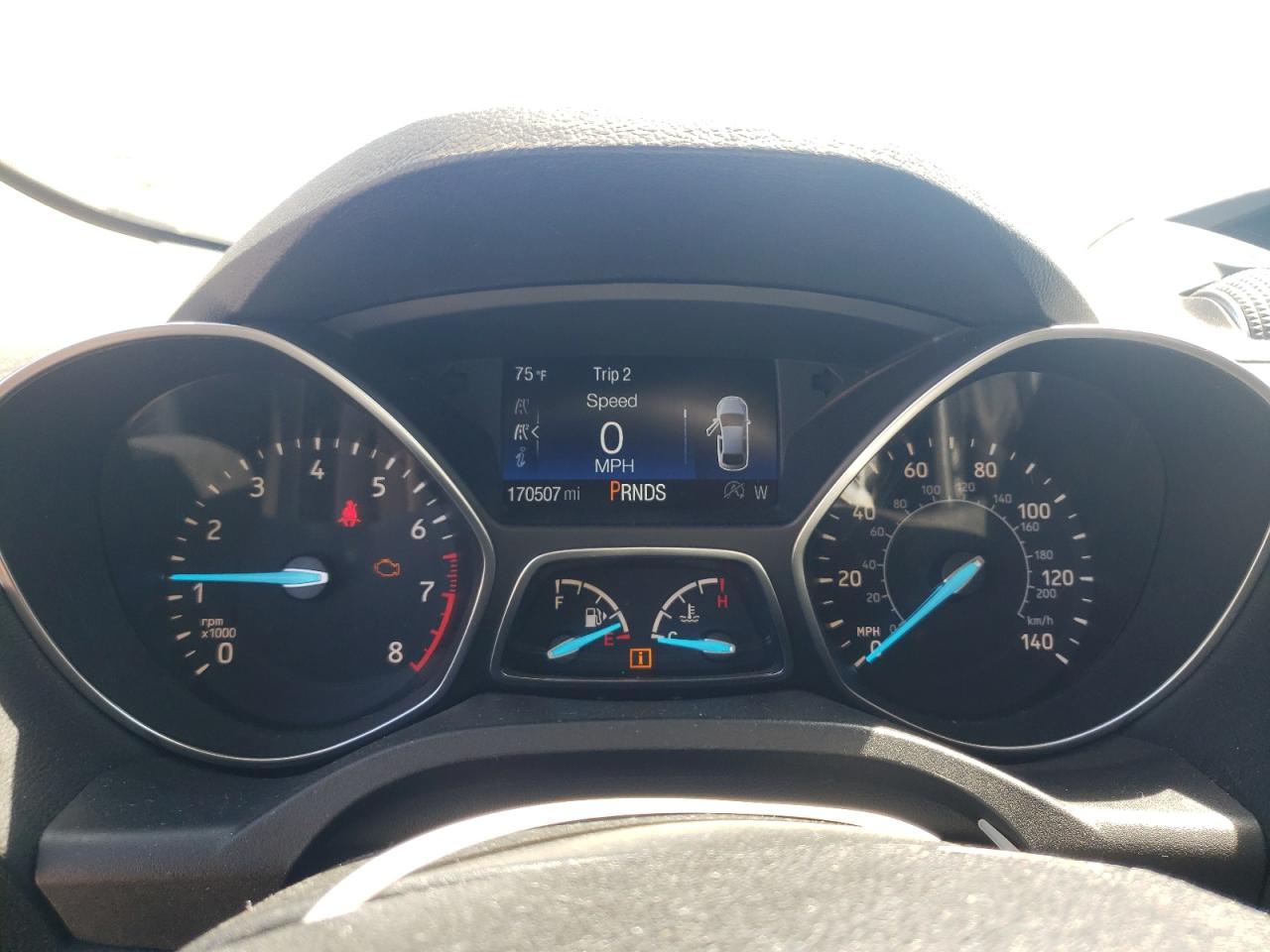 1FMCU9GD5HUD13043 2017 Ford Escape Se