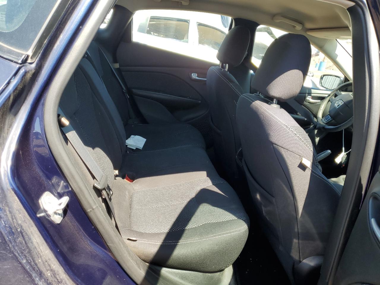 1C3CDFBB3FD369511 2015 Dodge Dart Sxt