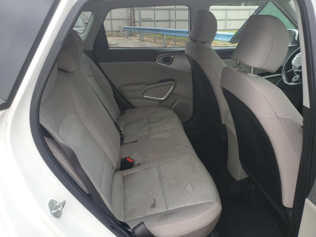 KNDJ23AU0M7765496 2021 Kia Soul Lx