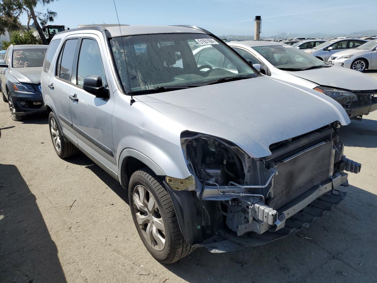 JHLRD78505C022819 2005 Honda Cr-V Lx