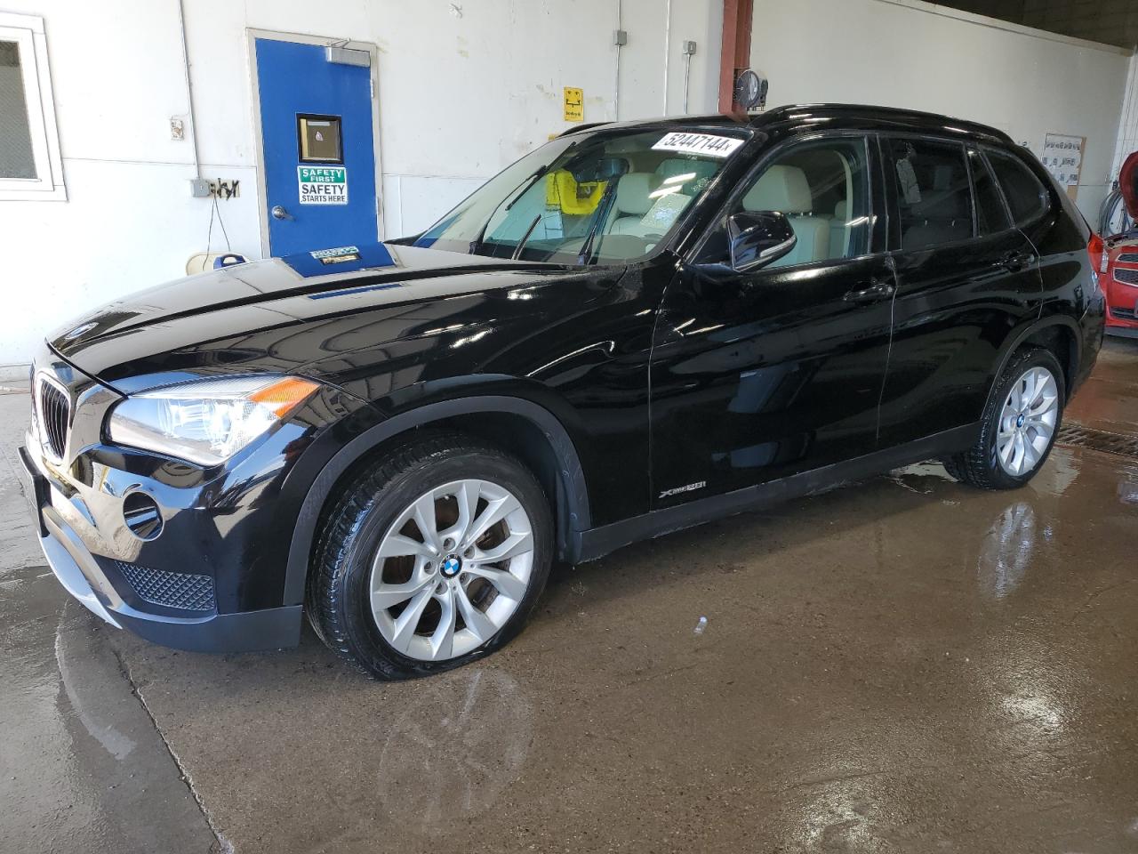 2013 BMW X1 xDrive28I vin: WBAVL1C55DVR87968