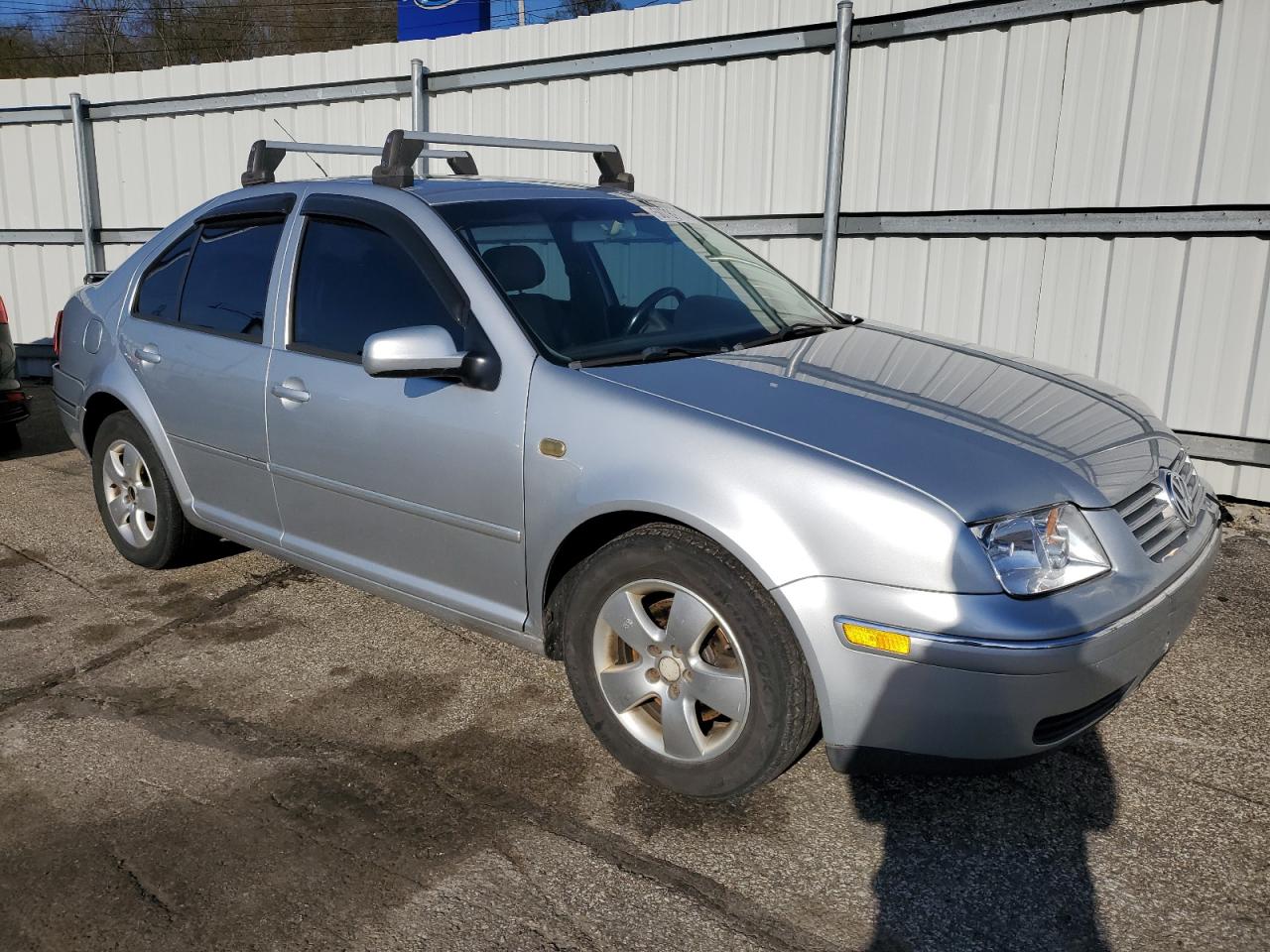 3VWSR69M04M084019 2004 Volkswagen Jetta Gls Tdi