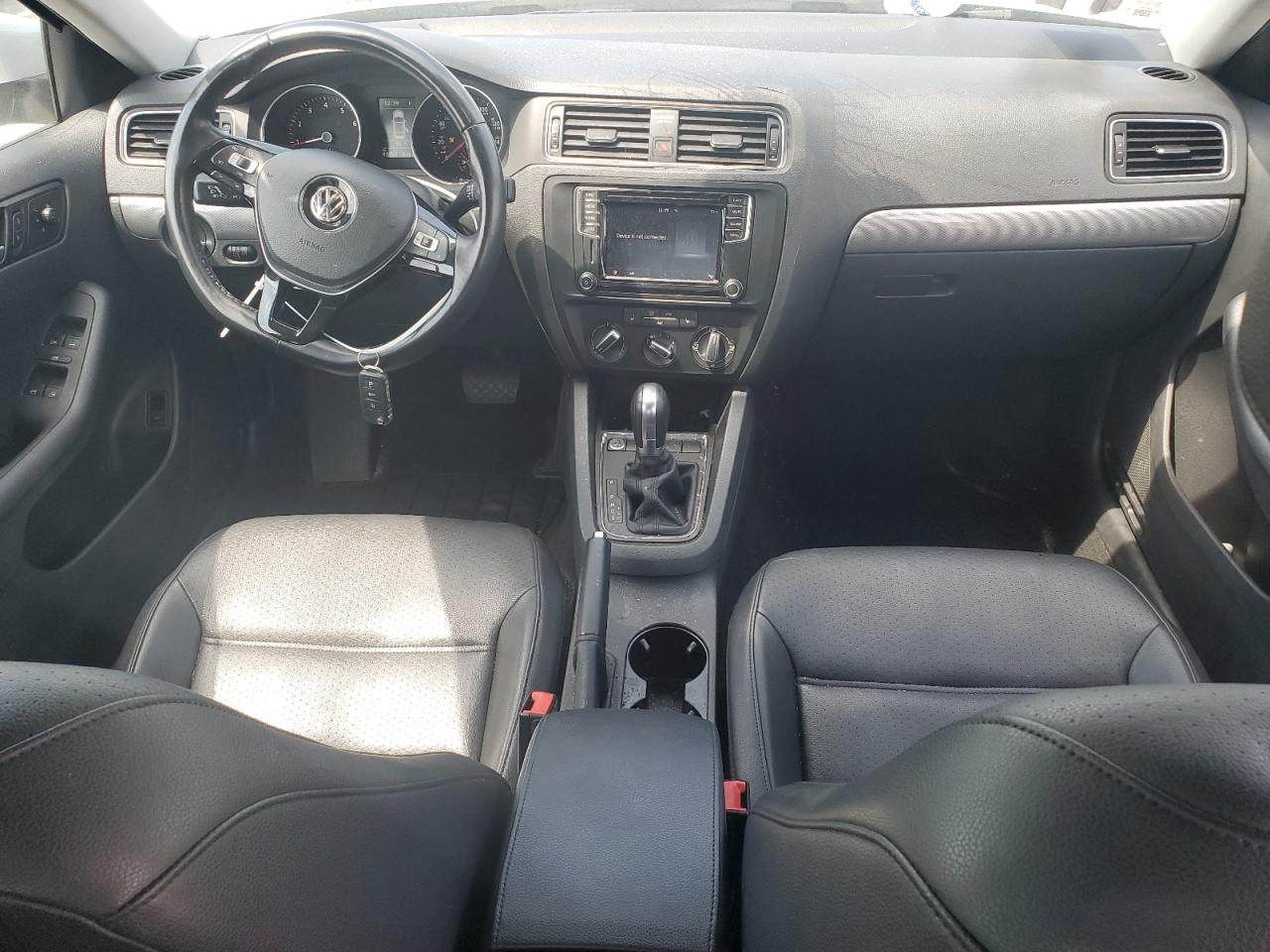 3VWDB7AJ2HM397387 2017 Volkswagen Jetta Se