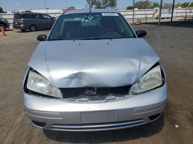 2005 Ford Focus Zx4 VIN: 1FAFP34N35W317844 Lot: 50984294