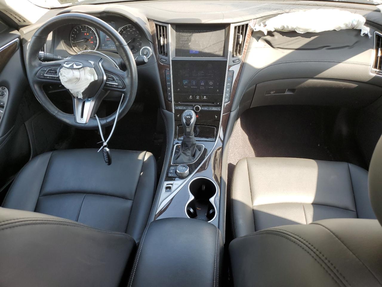 JN1EV7AR8KM555662 2019 Infiniti Q50 Luxe
