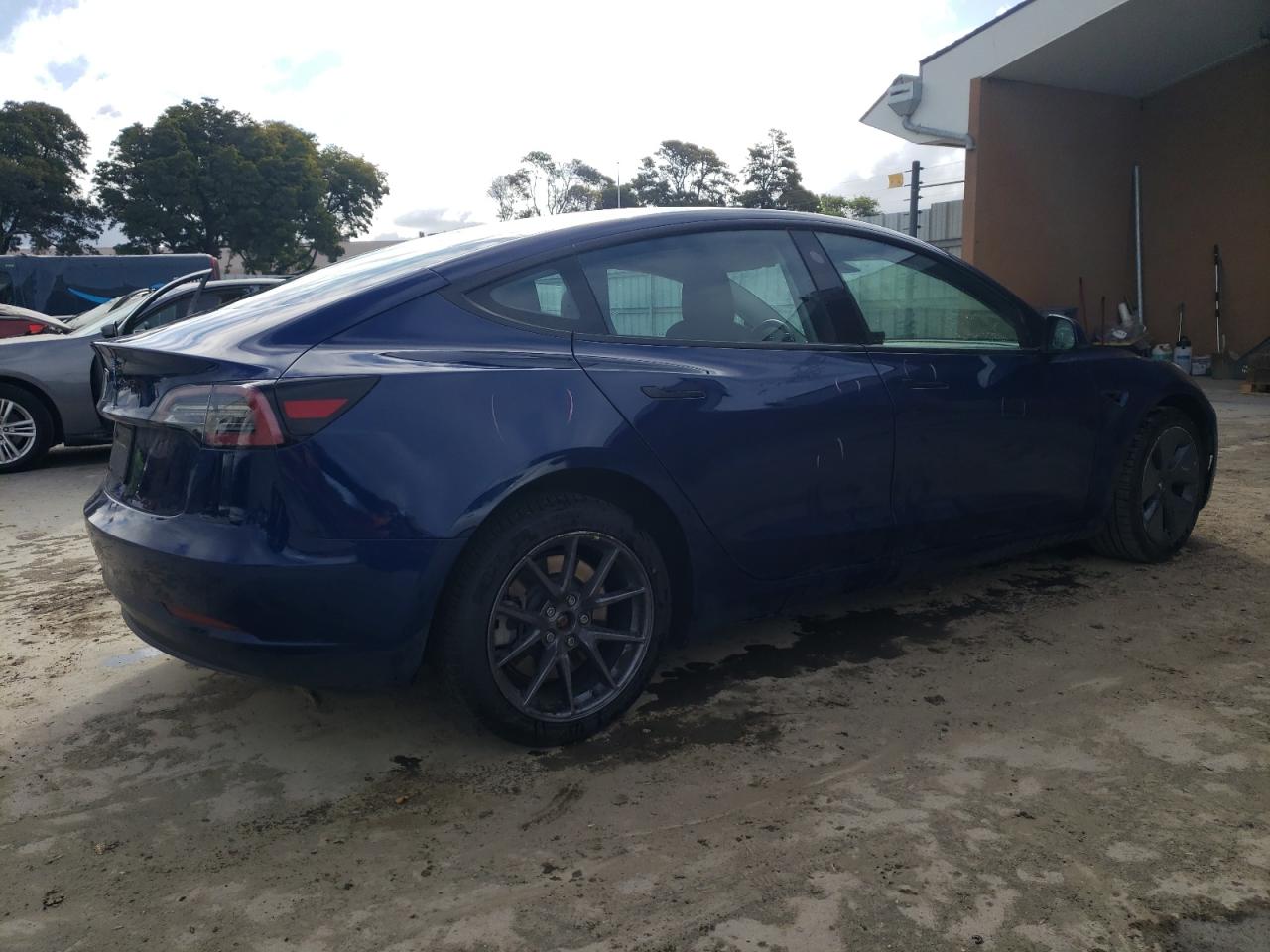 5YJ3E1EA7PF451573 2023 Tesla Model 3