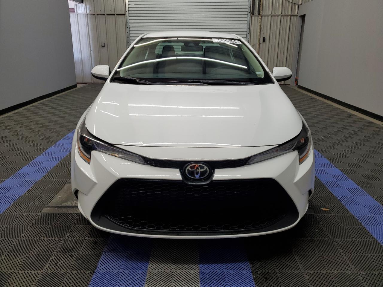 2022 Toyota Corolla Le vin: 5YFEPMAE9NP313922