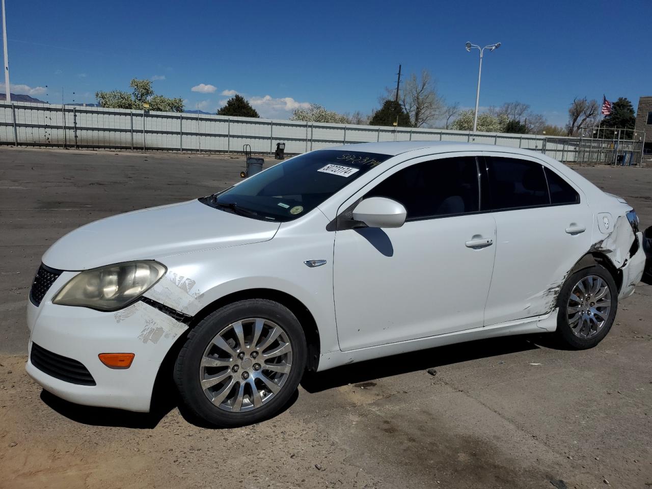  Salvage Suzuki Kizashi