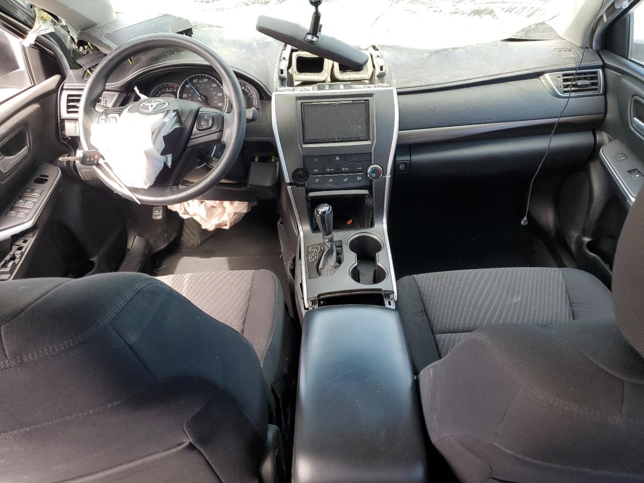 4T4BF1FK8FR499218 2015 Toyota Camry Le