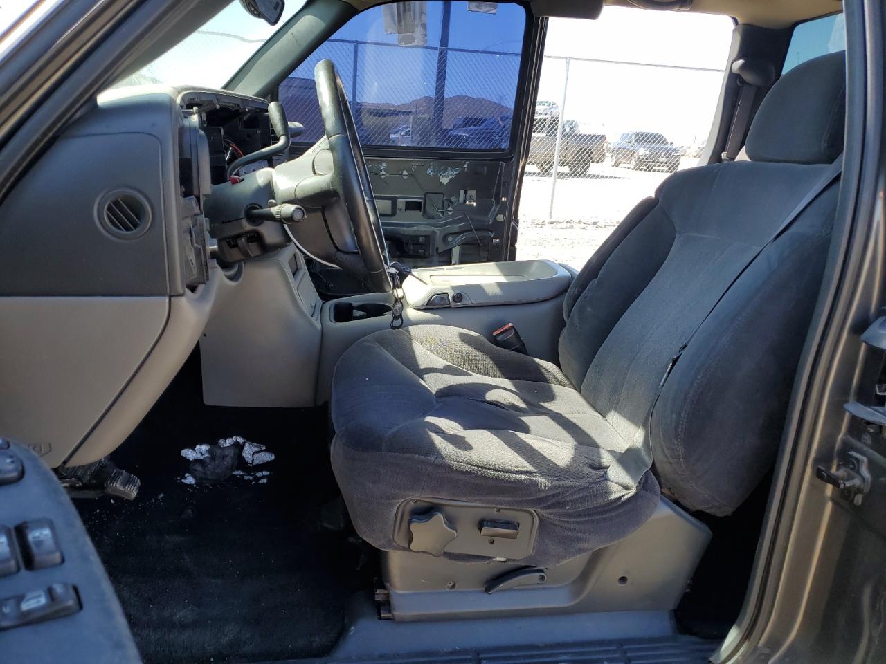 1GTEC19V02Z216138 2002 GMC New Sierra C1500