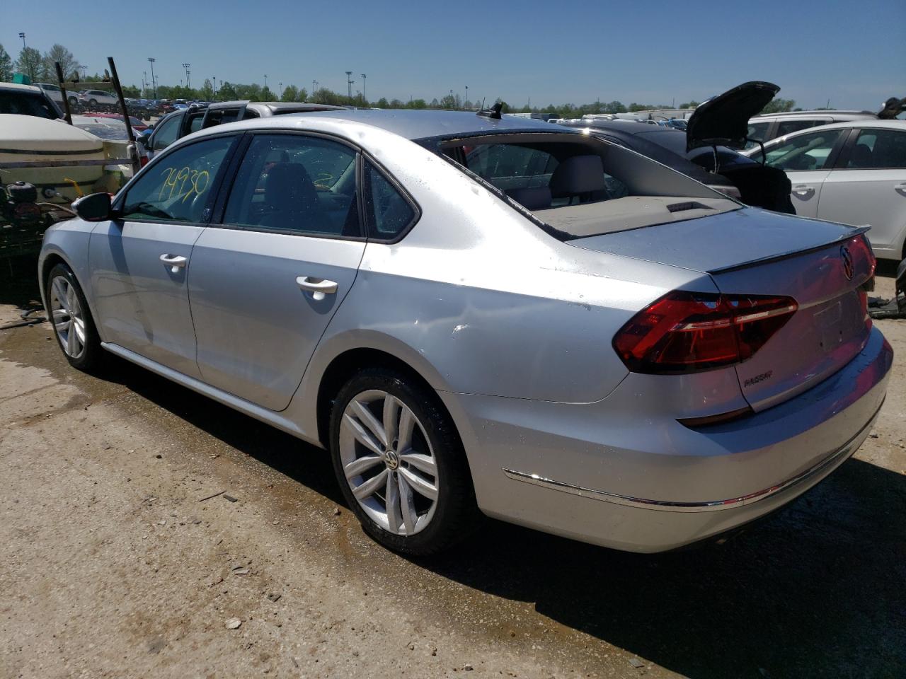 1VWLA7A34KC001288 2019 Volkswagen Passat Wolfsburg