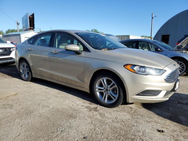 VIN 3FA6P0H73JR132877 2018 Ford Fusion, SE no.4