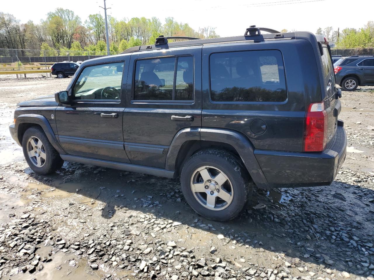 1J8HG48P59C551567 2009 Jeep Commander Sport