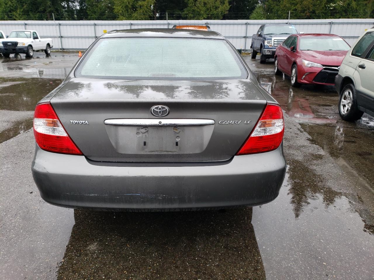 Lot #2501010574 2003 TOYOTA CAMRY LE