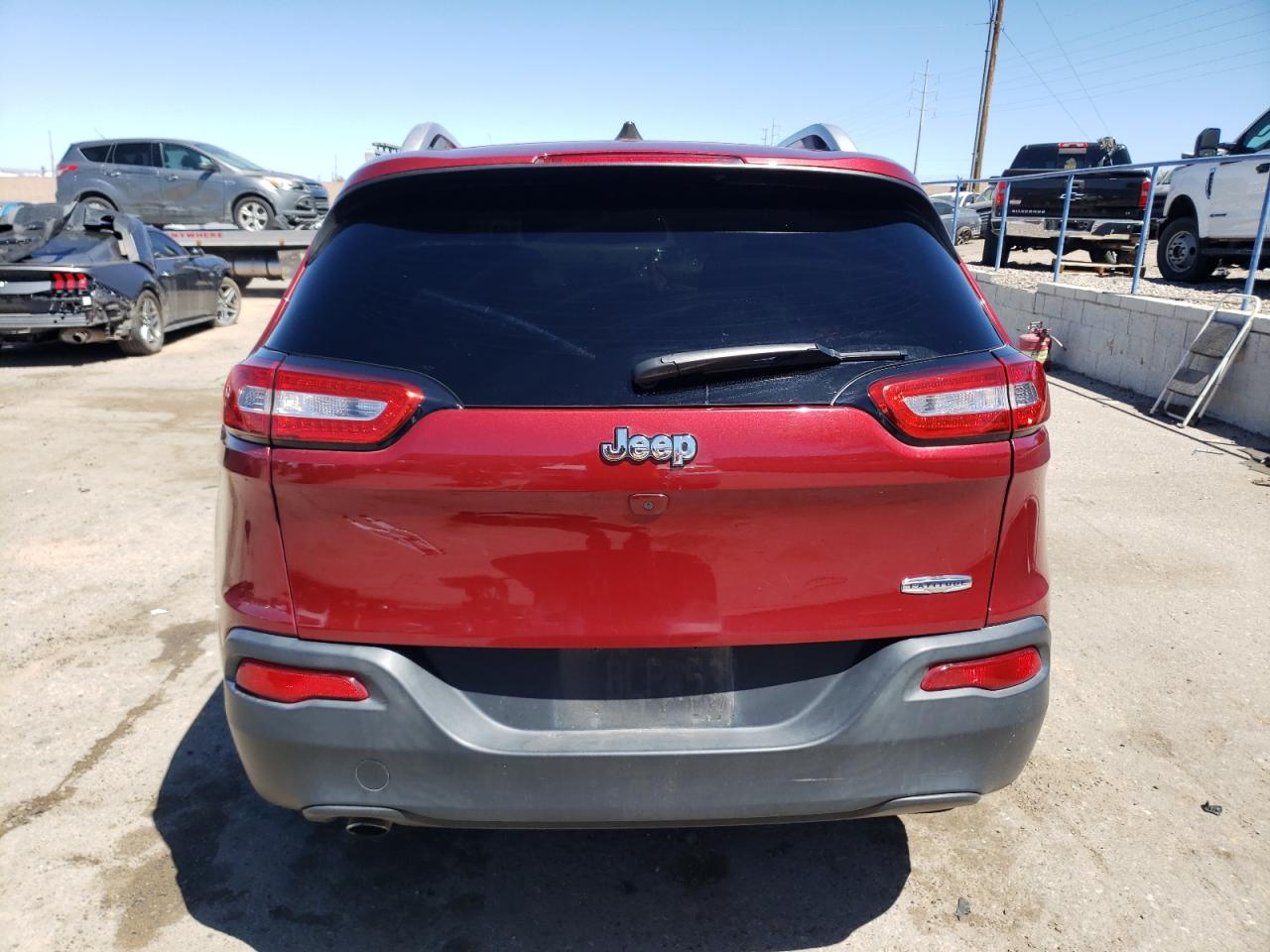 1C4PJLCB4HW668919 2017 Jeep Cherokee Latitude